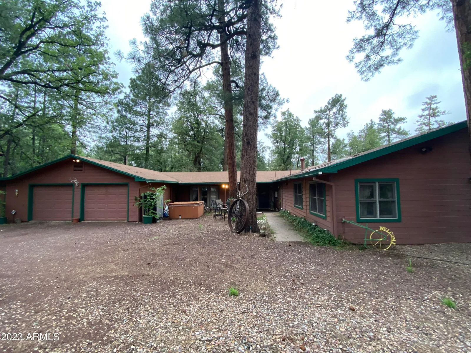 300 E White Mountain Boulevard, Pinetop, AZ 85935 — Photo 1 of 41