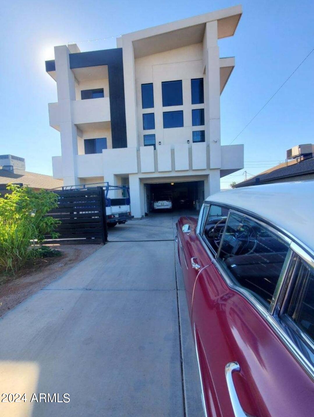 1825 E ADAMS Street, Phoenix, AZ 85034 — Photo 1 of 16