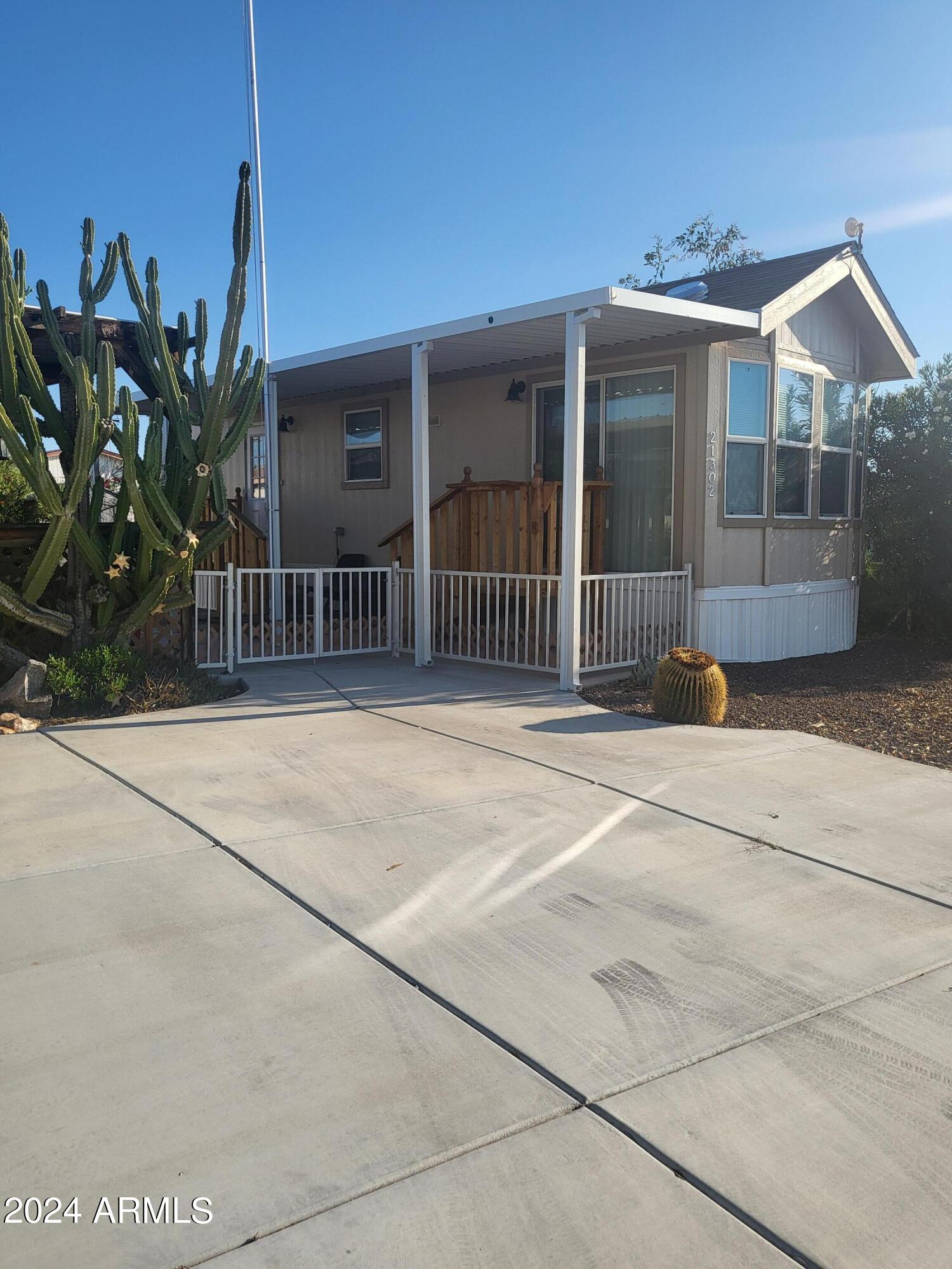 21302 W WESTWARD VIEW Road, Congress, AZ 85332 — Photo 1 of 19
