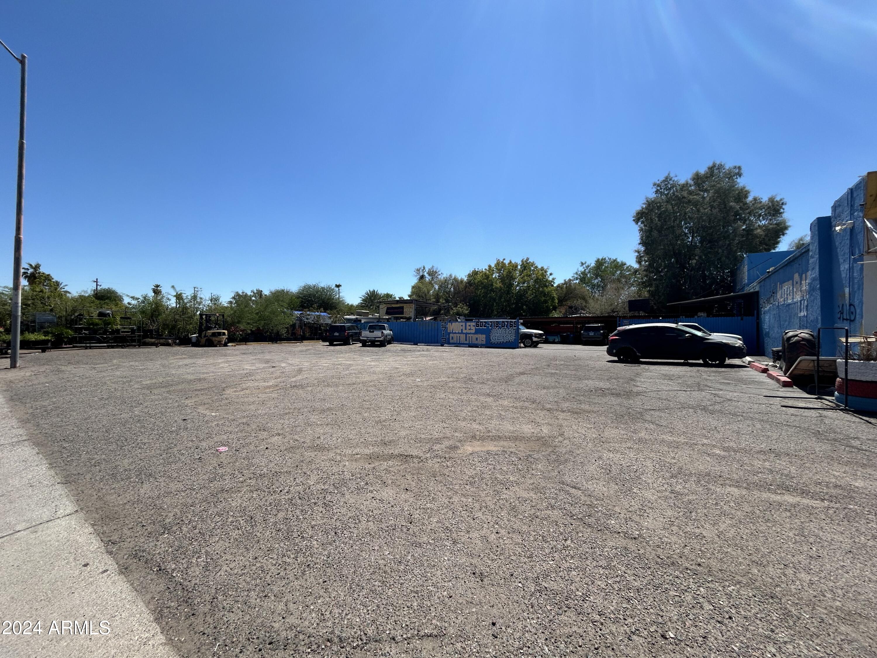 2725 E MCDOWELL Road 13, Phoenix, AZ 85008 — Photo 1 of 5