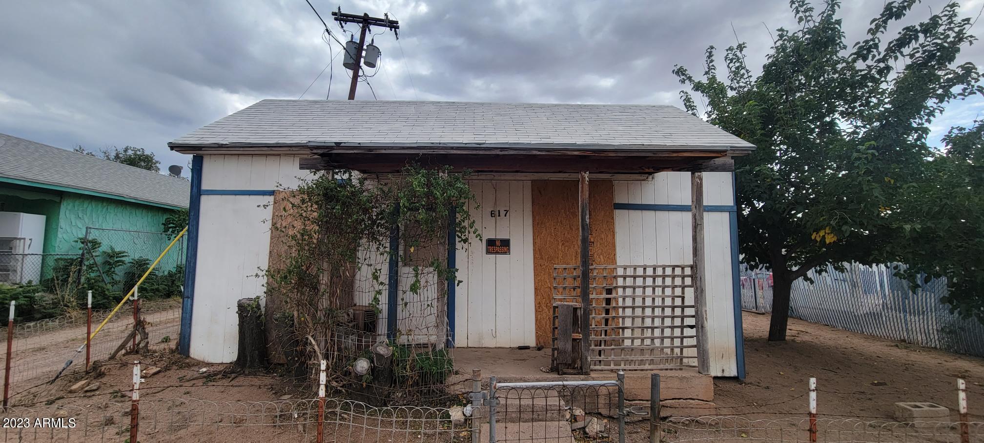 617 E 17TH Street, Douglas, AZ 85607 — Photo 1 of 43