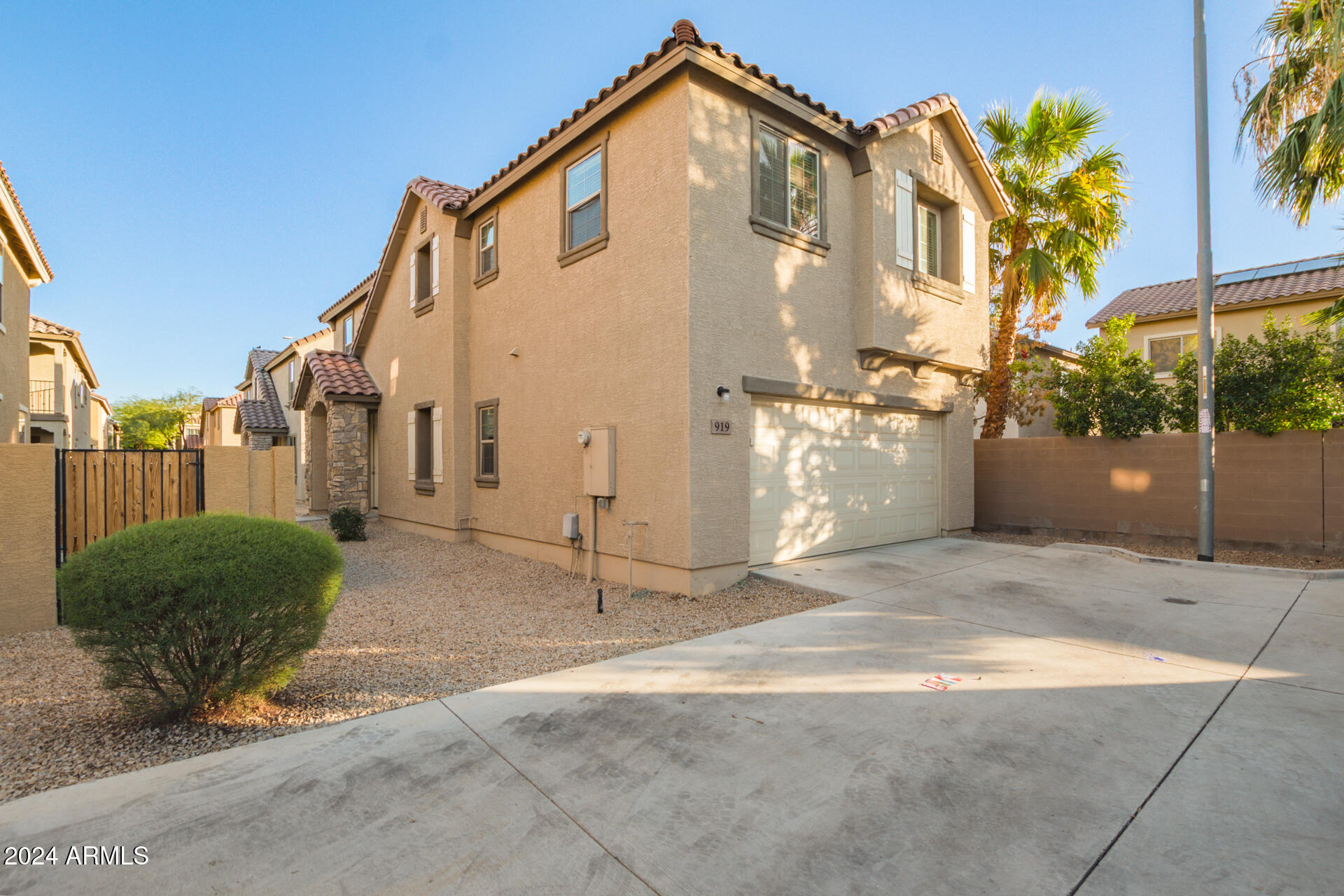 919 E AGUA FRIA Lane, Avondale, AZ 85323 — Photo 1 of 31