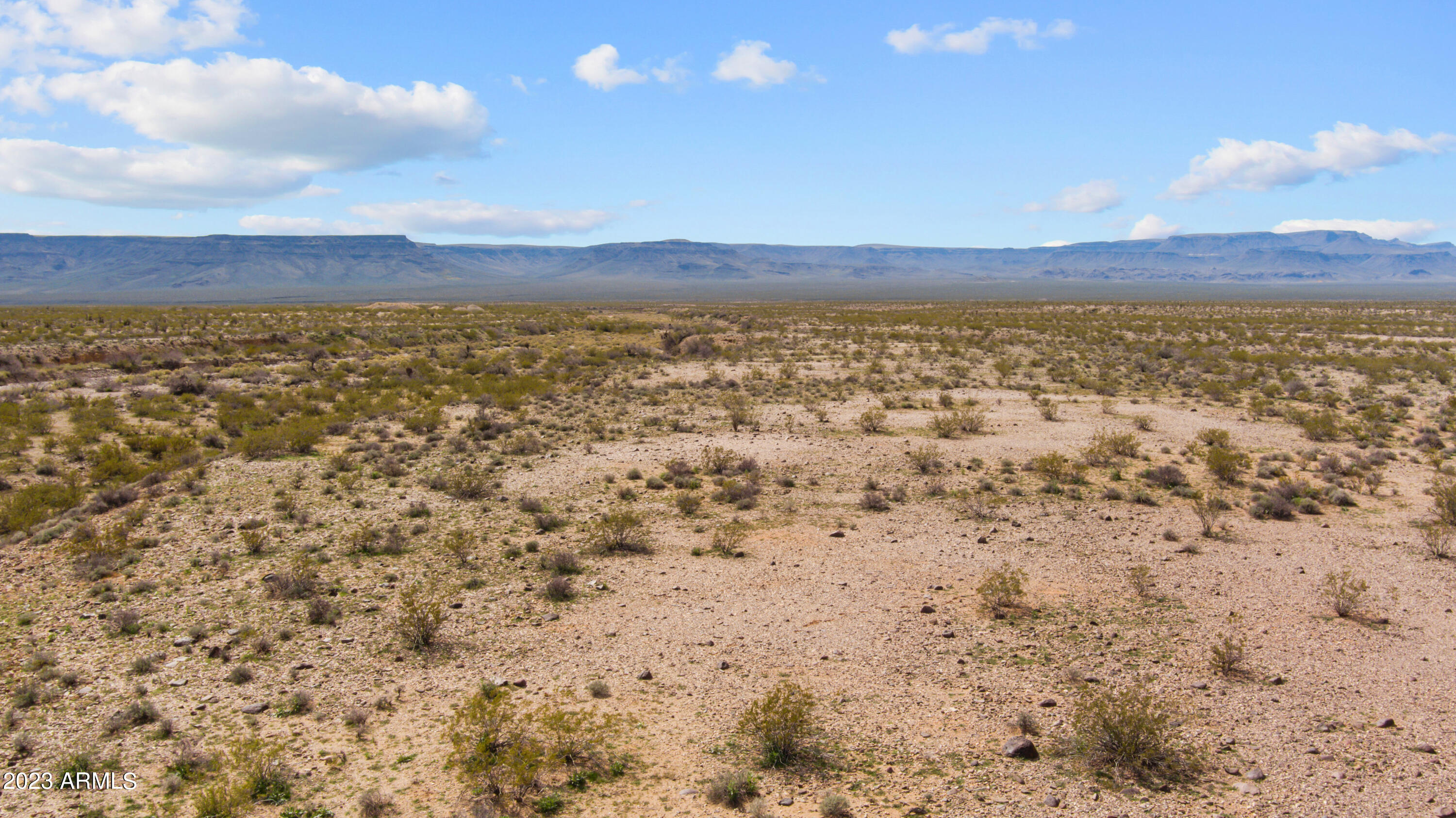 3750 W Ives Drive 75, Golden Valley, AZ 86413 — Photo 1 of 11