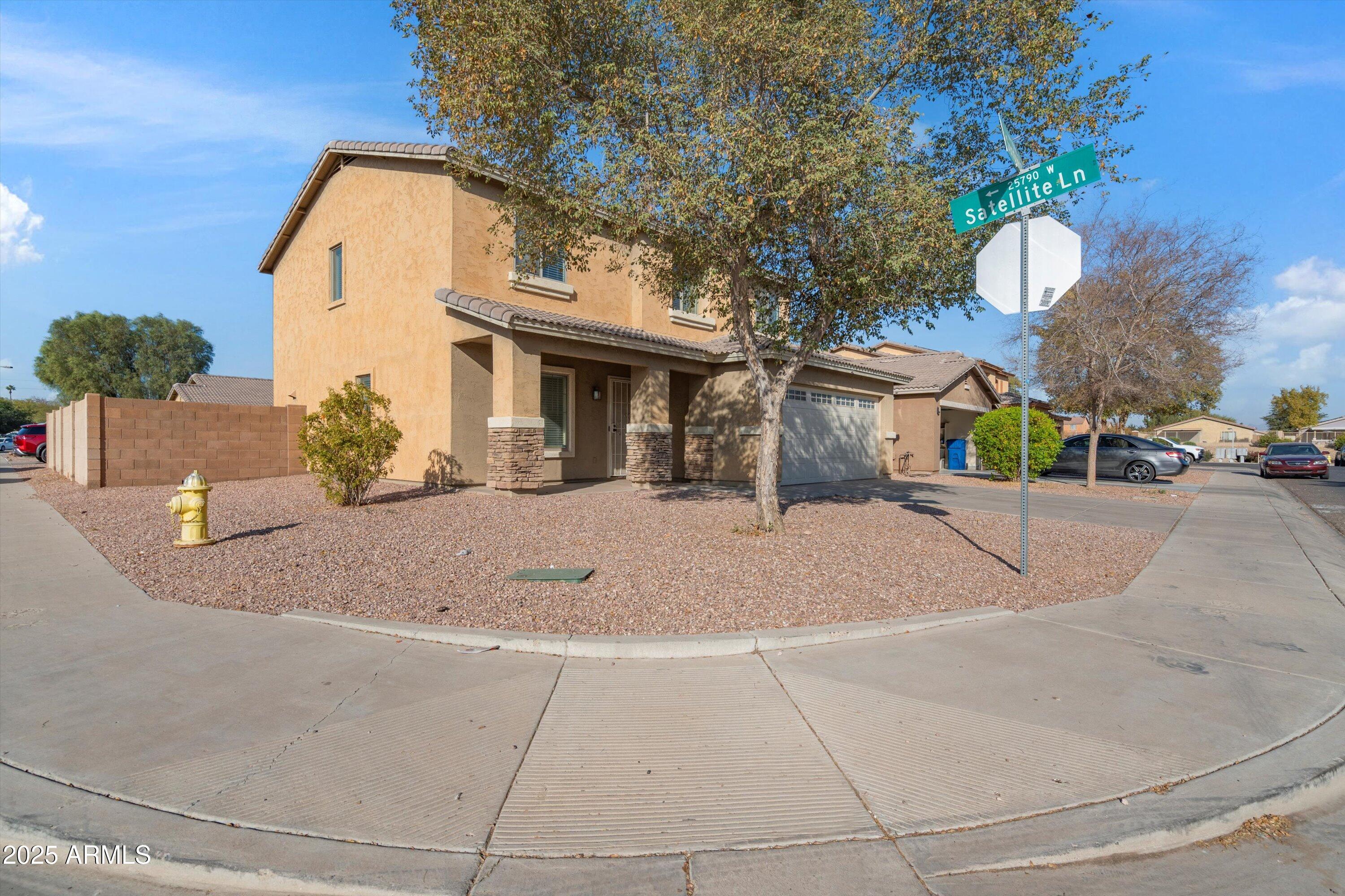 7504 S SUNDOWN Court, Buckeye, AZ 85326 — Photo 1 of 30