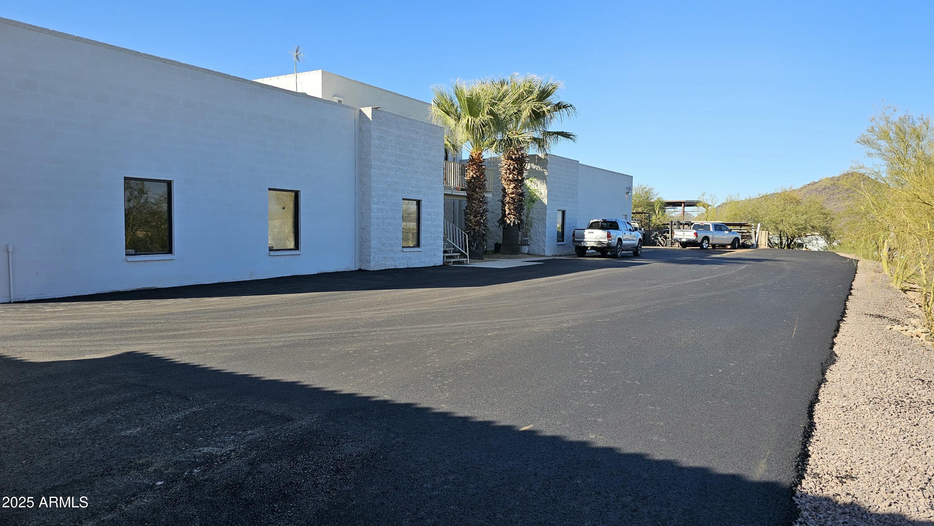 21825 N 16TH Street, Phoenix, AZ 85024 — Photo 1 of 39
