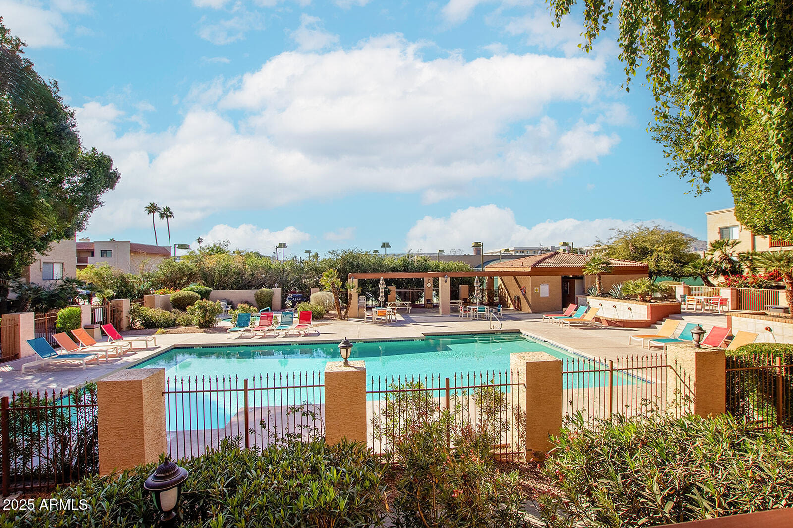 Thumbnail 11
