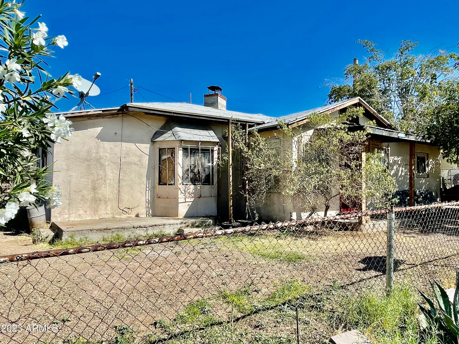 231 E SECOND Avenue, Hayden, AZ 85135 — Photo 1 of 19