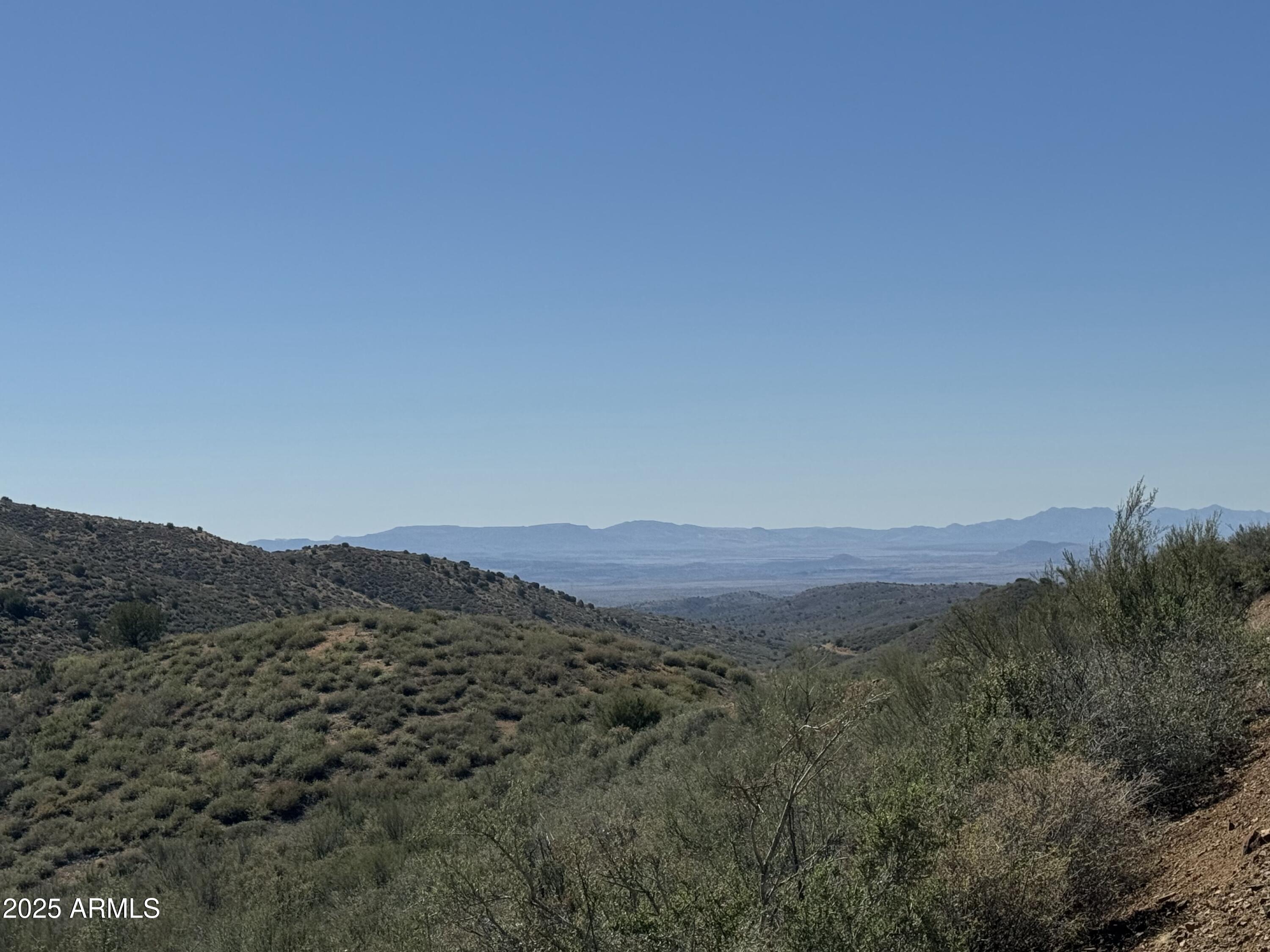 000xx E white Drive E -, Dewey, AZ 86327 — Photo 1 of 9