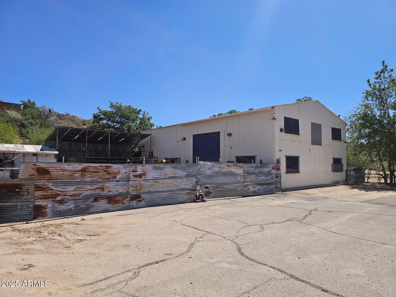 3499 E HIGHWAY 60, Miami, AZ 85539 — Photo 1 of 18