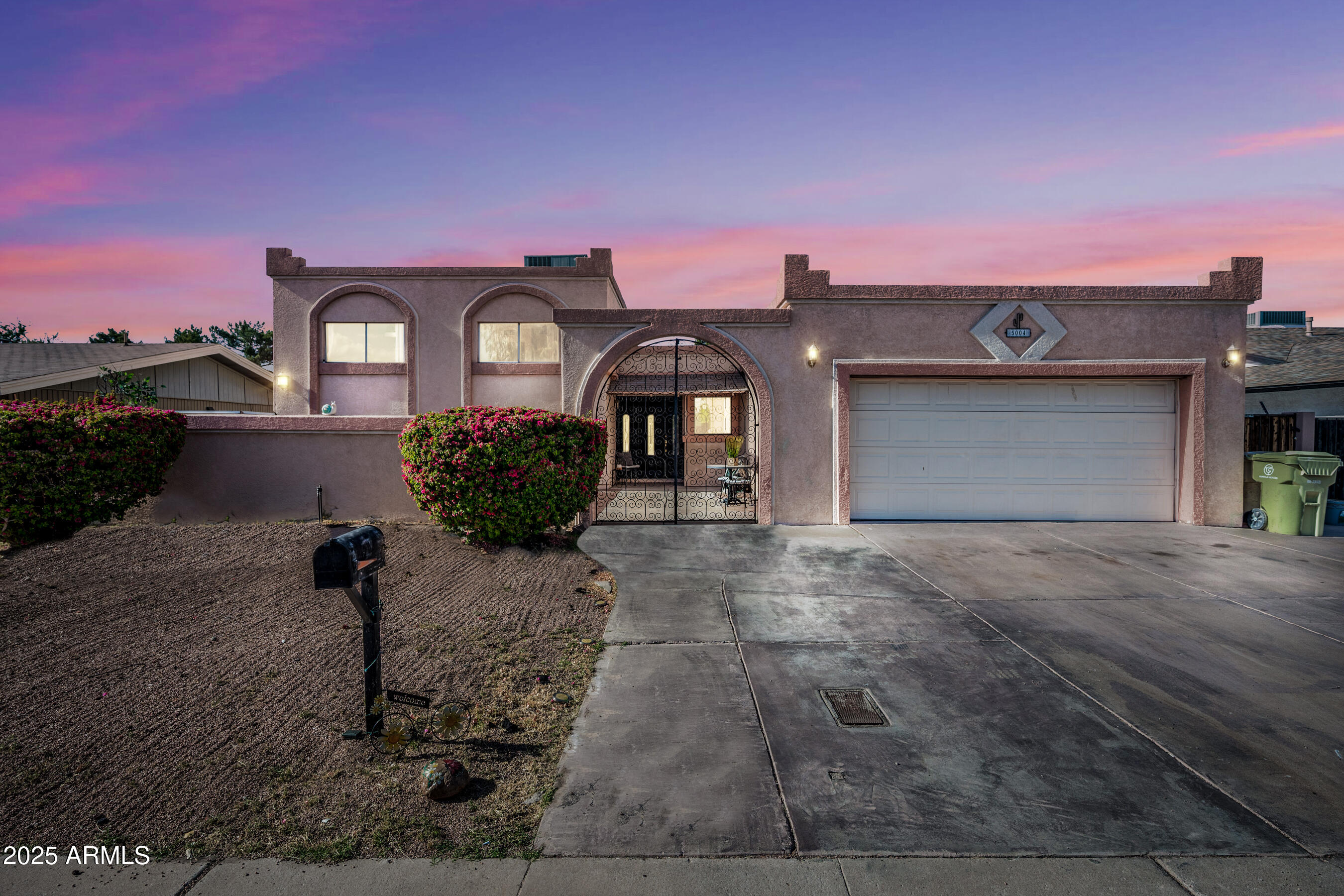 5004 W KALER Drive, Glendale, AZ 85301 — Photo 1 of 54