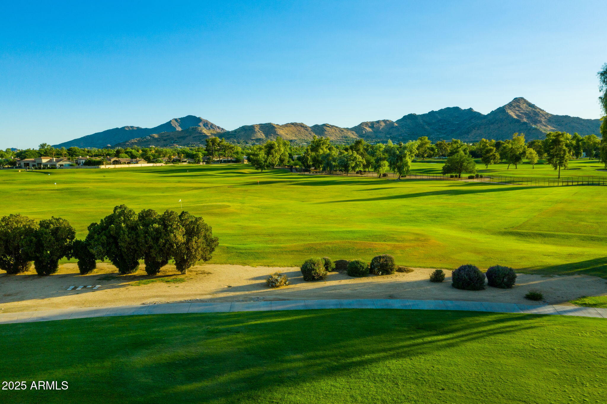 8312 N GOLF Drive, Paradise Valley, AZ 85253 — Photo 1 of 41