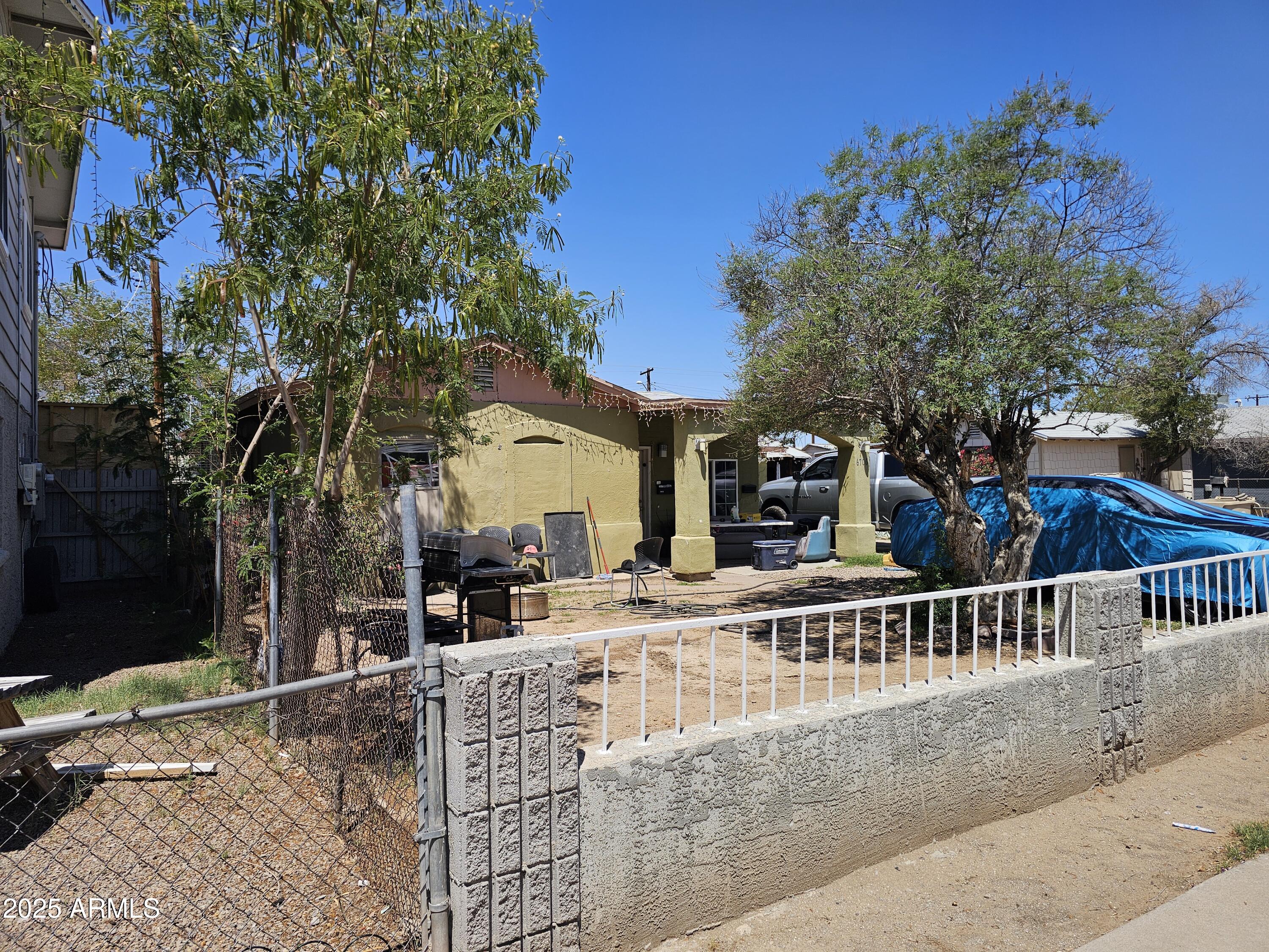 6706 N 54TH Drive, Glendale, AZ 85301 — Photo 1 of 10