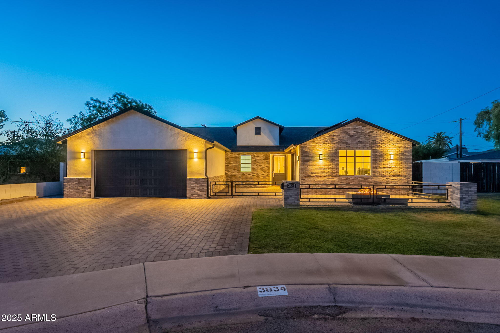 3834 E CLARENDON Avenue, Phoenix, AZ 85018 — Photo 1 of 75