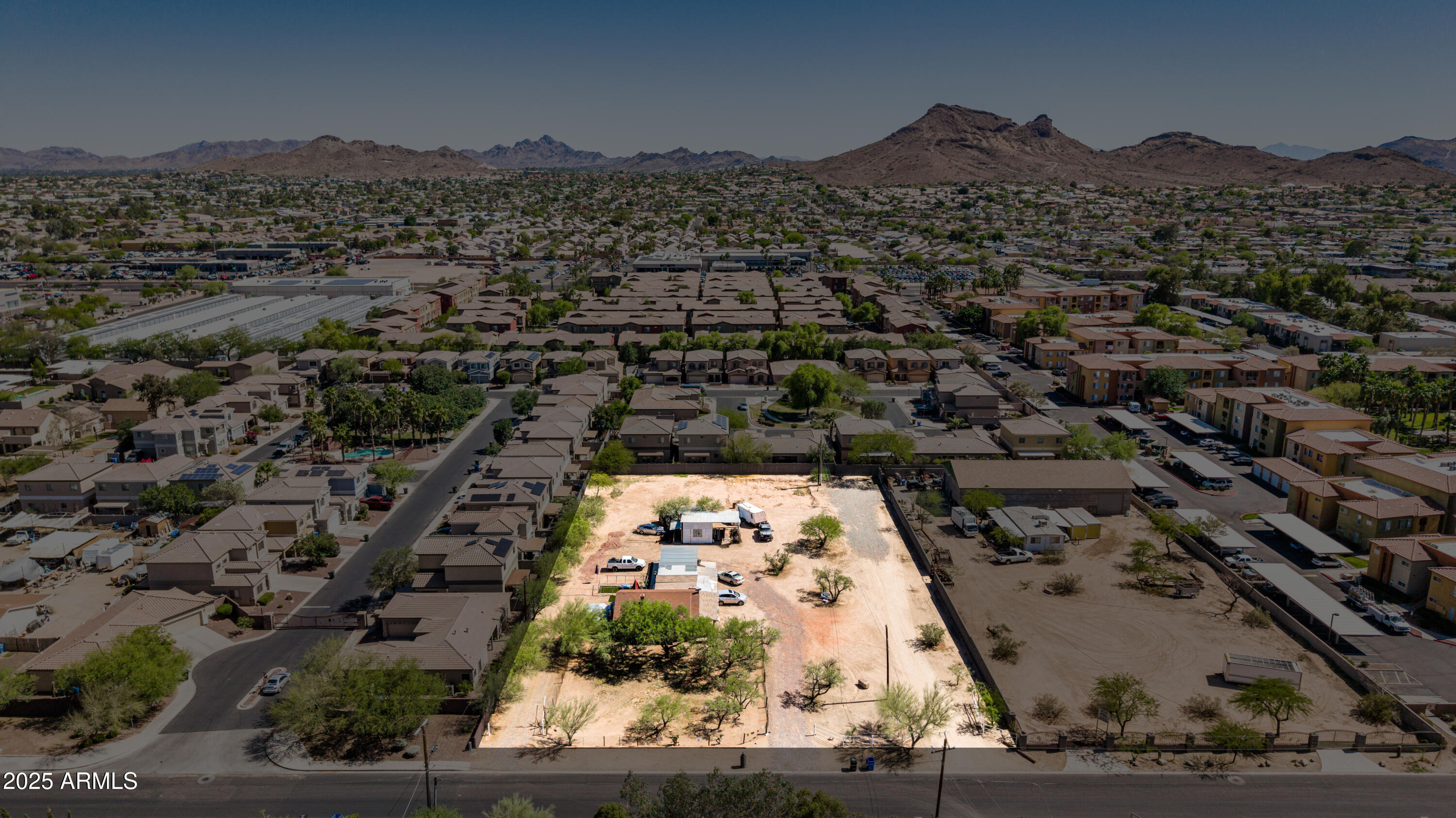 1851 E CAMPO BELLO Drive 19, Phoenix, AZ 85022 — Photo 1 of 10