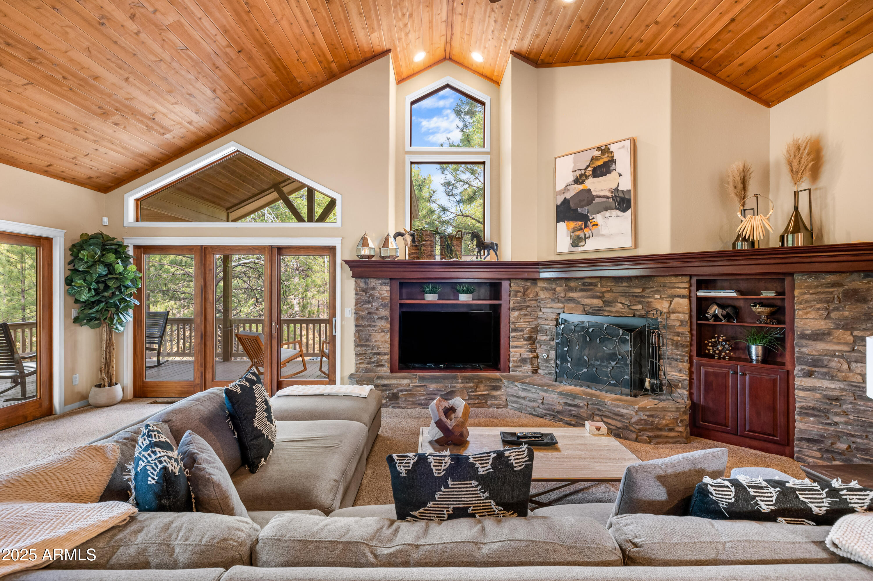 1018 N AMBERWOOD Street, Flagstaff, AZ 86004 — Photo 1 of 66