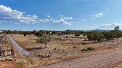 6527 Maxwell Lane, # B, Show Low, AZ 85901
