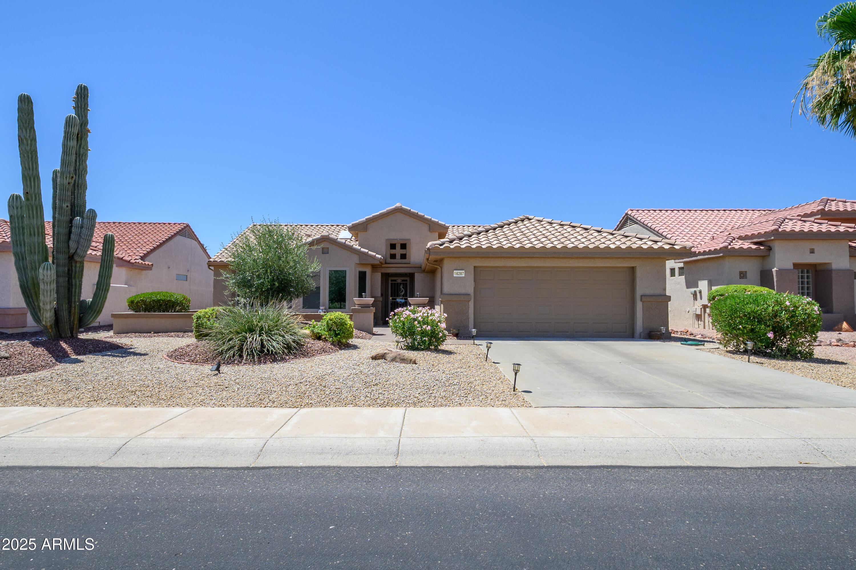 16287 W WILLOW CREEK Lane, Surprise, AZ 85374 — Photo 1 of 36
