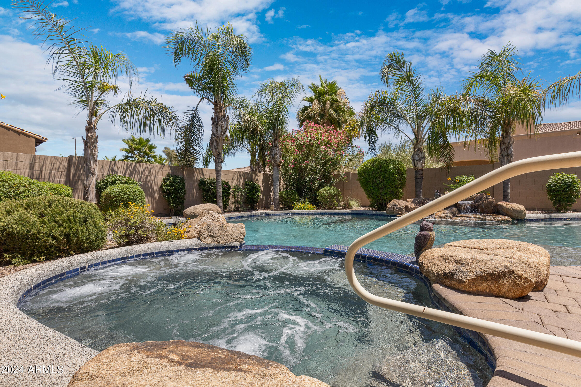 Thumbnail 76