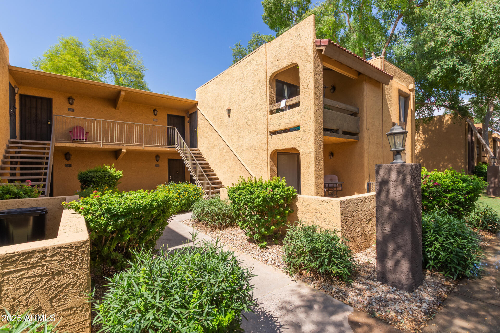 8500 E INDIAN SCHOOL Road 220, Scottsdale, AZ 85251 — Photo 1 of 33