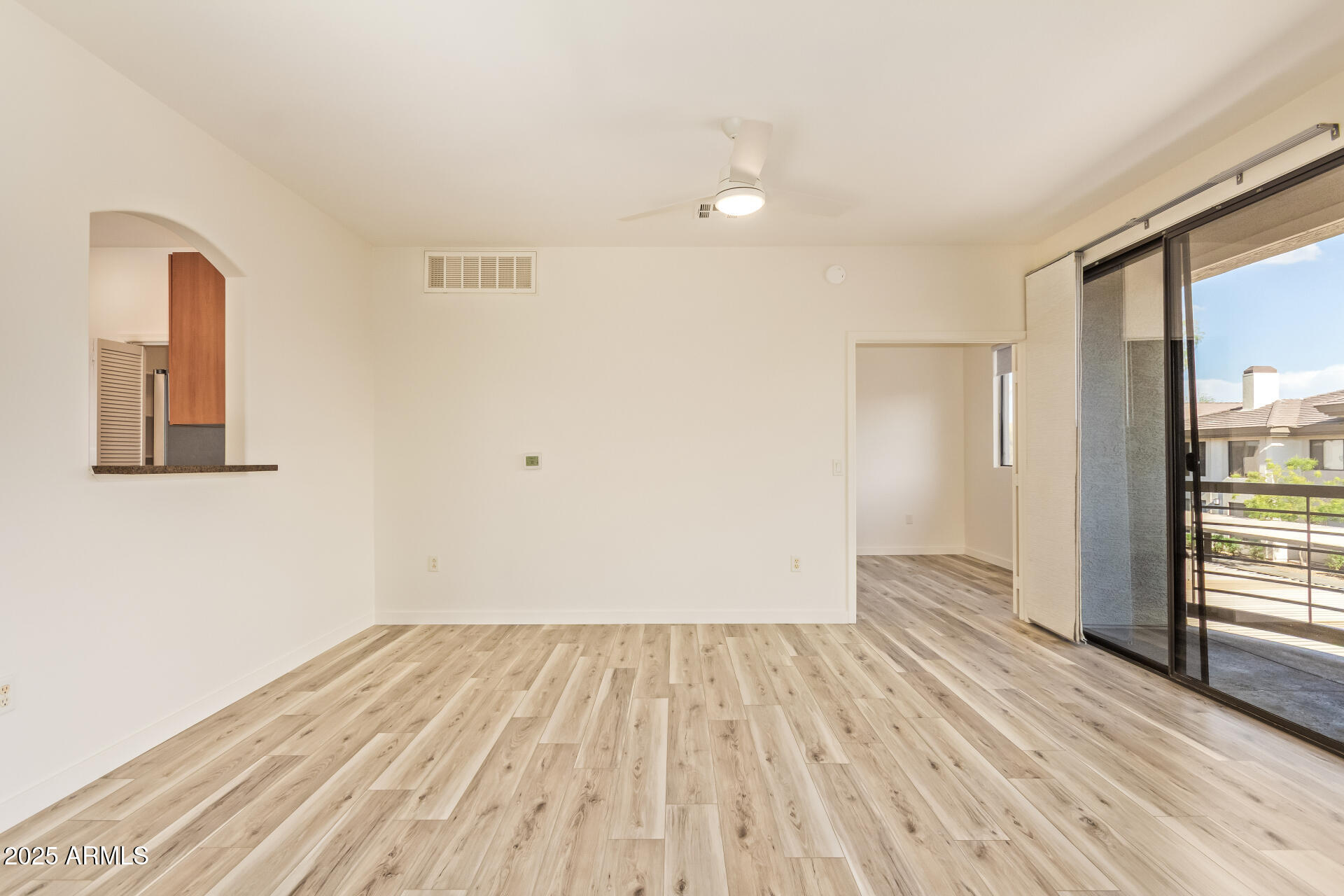 Thumbnail 19
