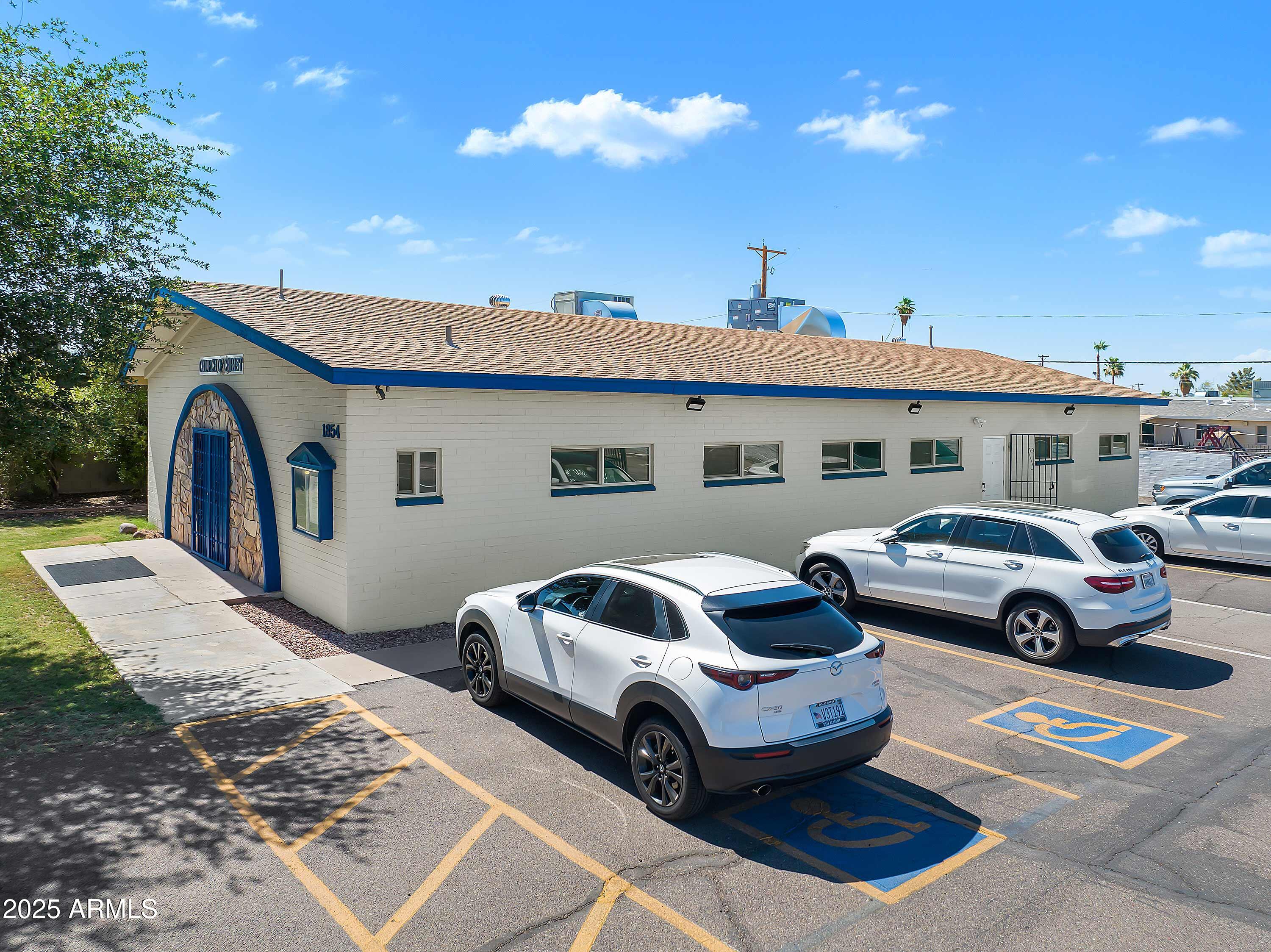 1854 E Roeser Road, Phoenix, AZ 85040 — Photo 1 of 27