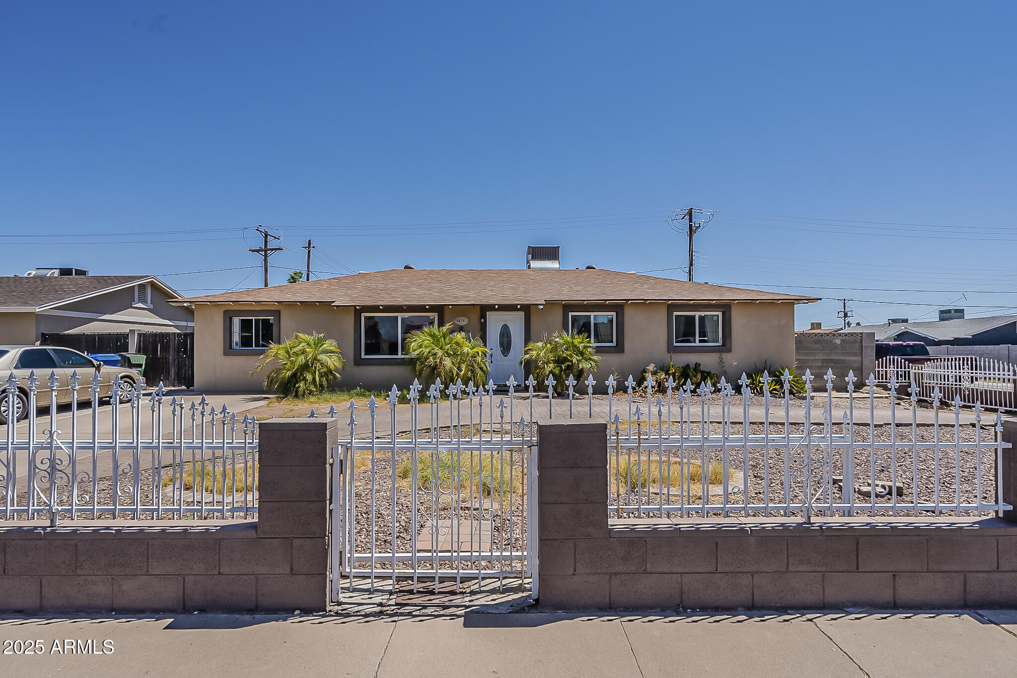 5319 W OSBORN Road, Phoenix, AZ 85031 — Photo 1 of 37