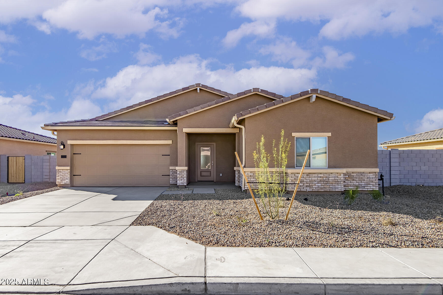 651 W PINTAIL Drive, Casa Grande, AZ 85122 — Photo 1 of 7