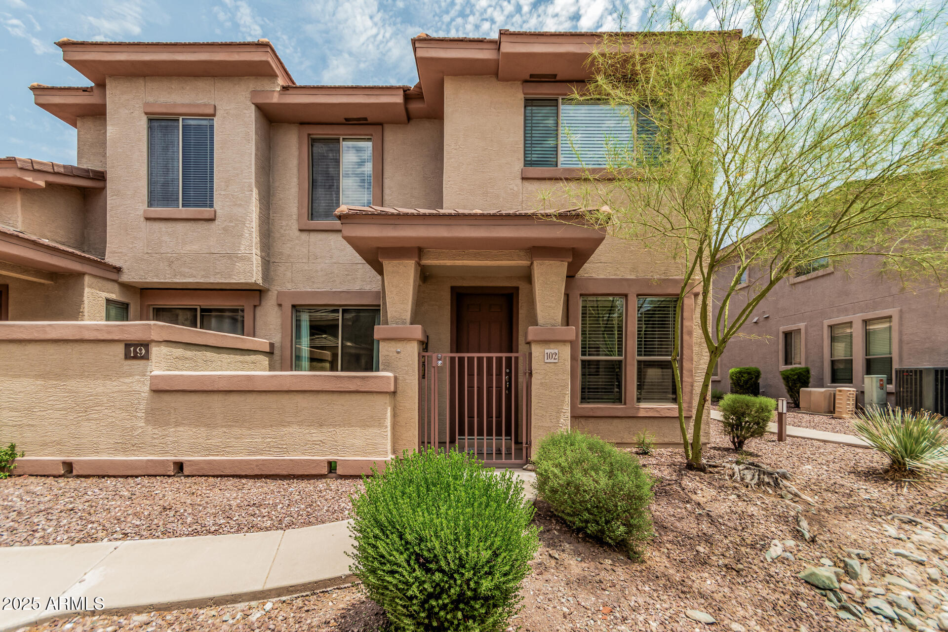 42424 N Gavilan Peak Parkway 19102, Anthem, AZ 85086 — Photo 1 of 34