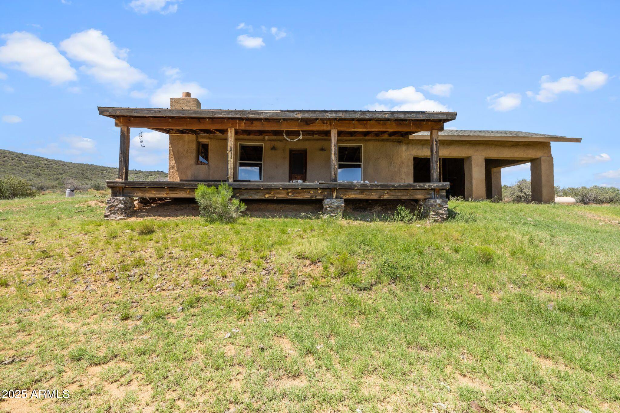 9955 E IRON KING Road, Dewey, AZ 86327 — Photo 1 of 40