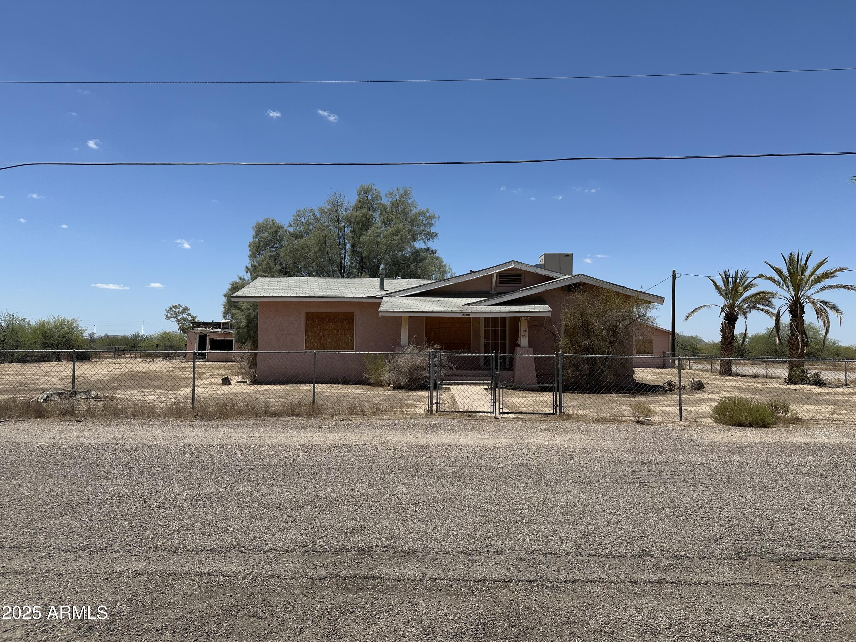 3800 N Pioneer Street 1, Eloy, AZ 85131 — Photo 1 of 27