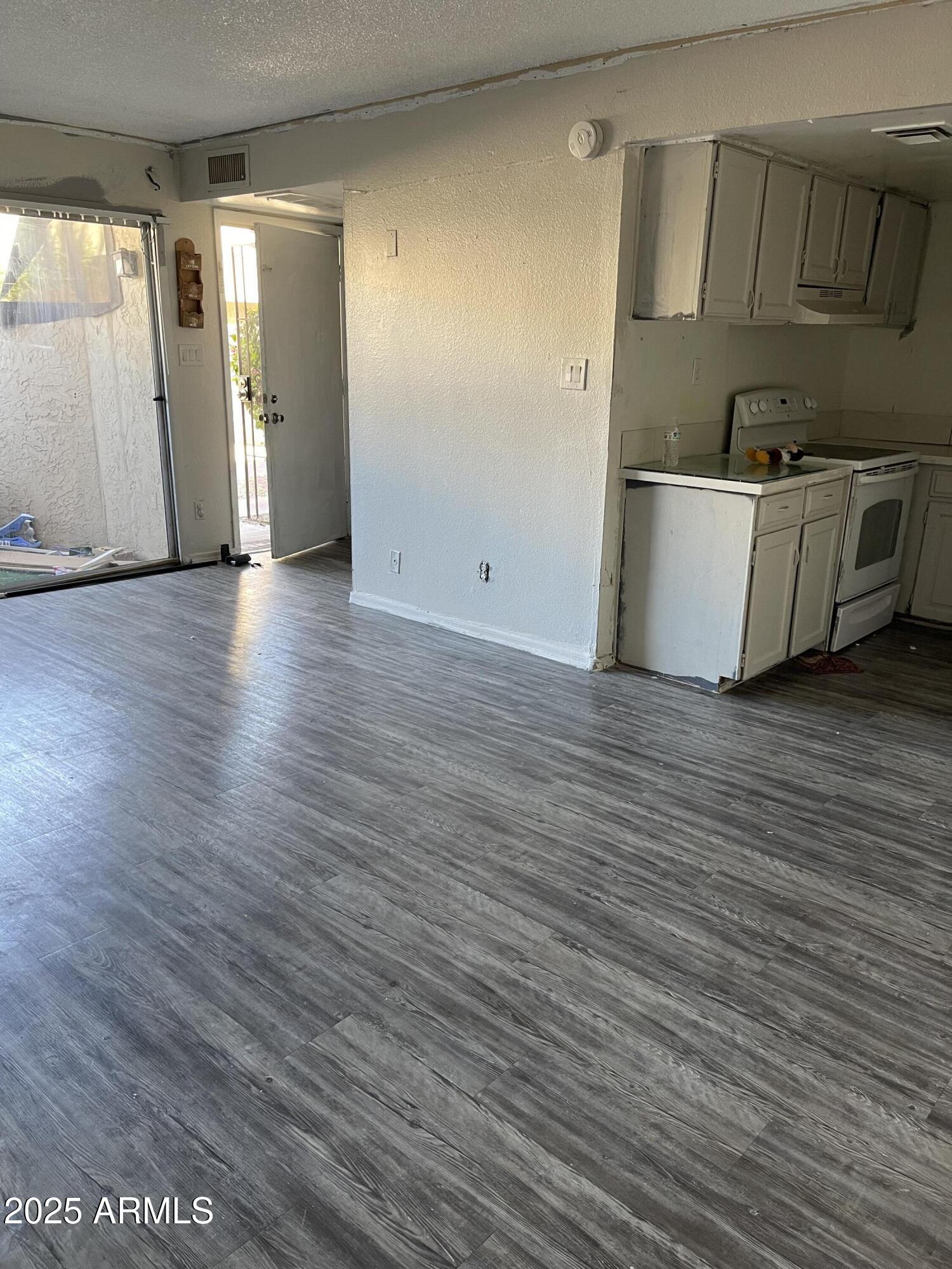 2652 N 43RD Avenue C, Phoenix, AZ 85009 — Photo 1 of 2