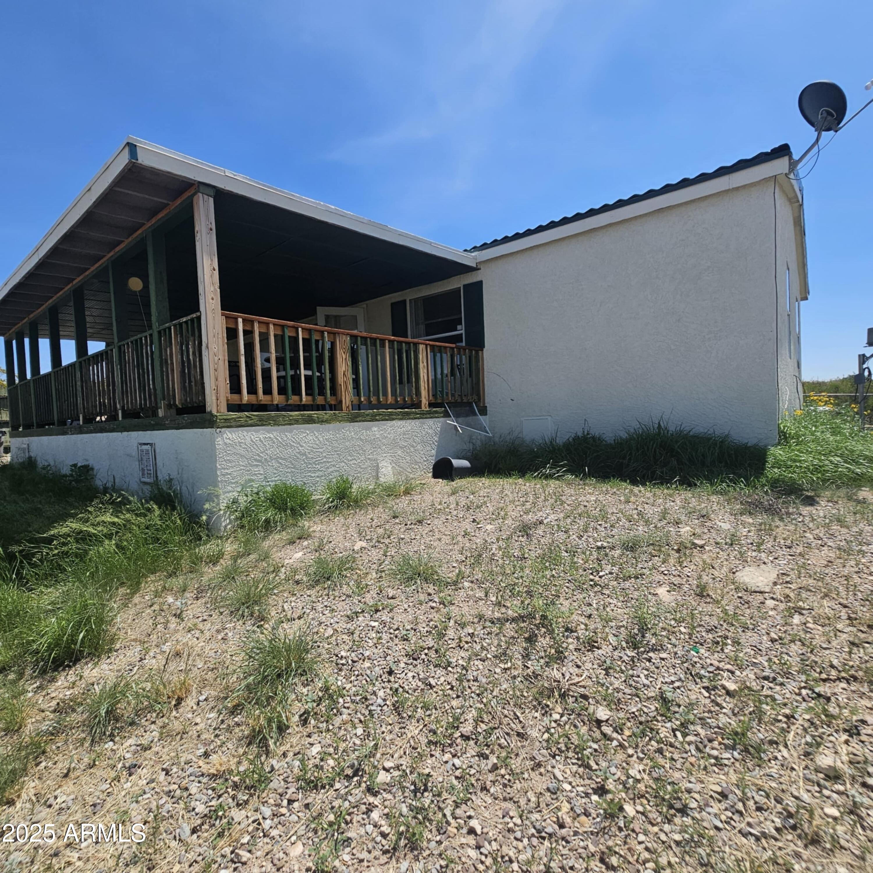 977 N SADDLEBACK Drive, Tombstone, AZ 85638 — Photo 1 of 24