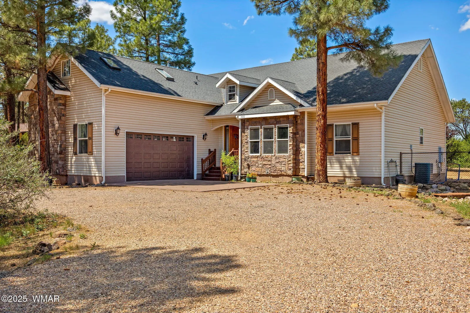 1010 Chaparral Drive, Show Low, AZ 85901 — Photo 1 of 44