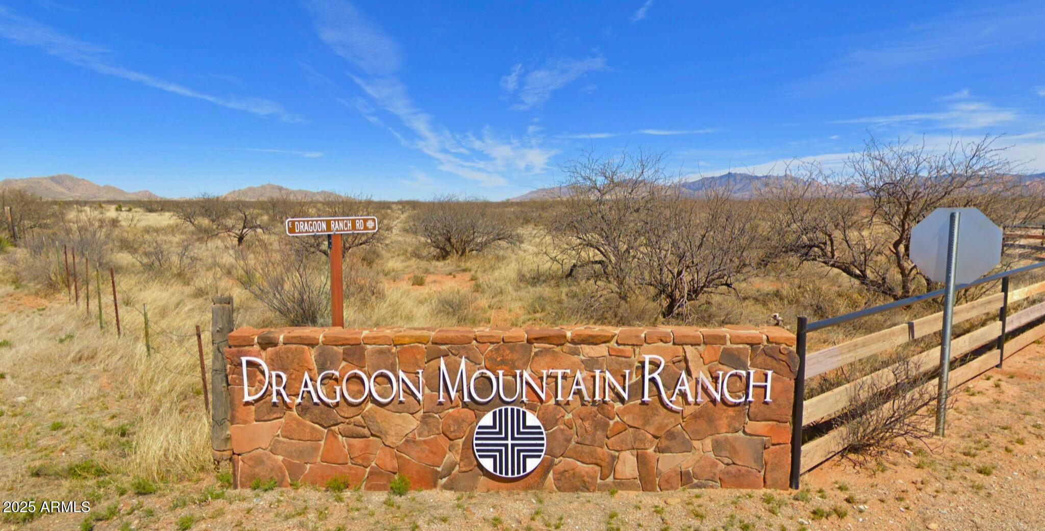 TBD E Diamondback Road 207, Unincorporated County, AZ 85630 — Photo 1 of 24