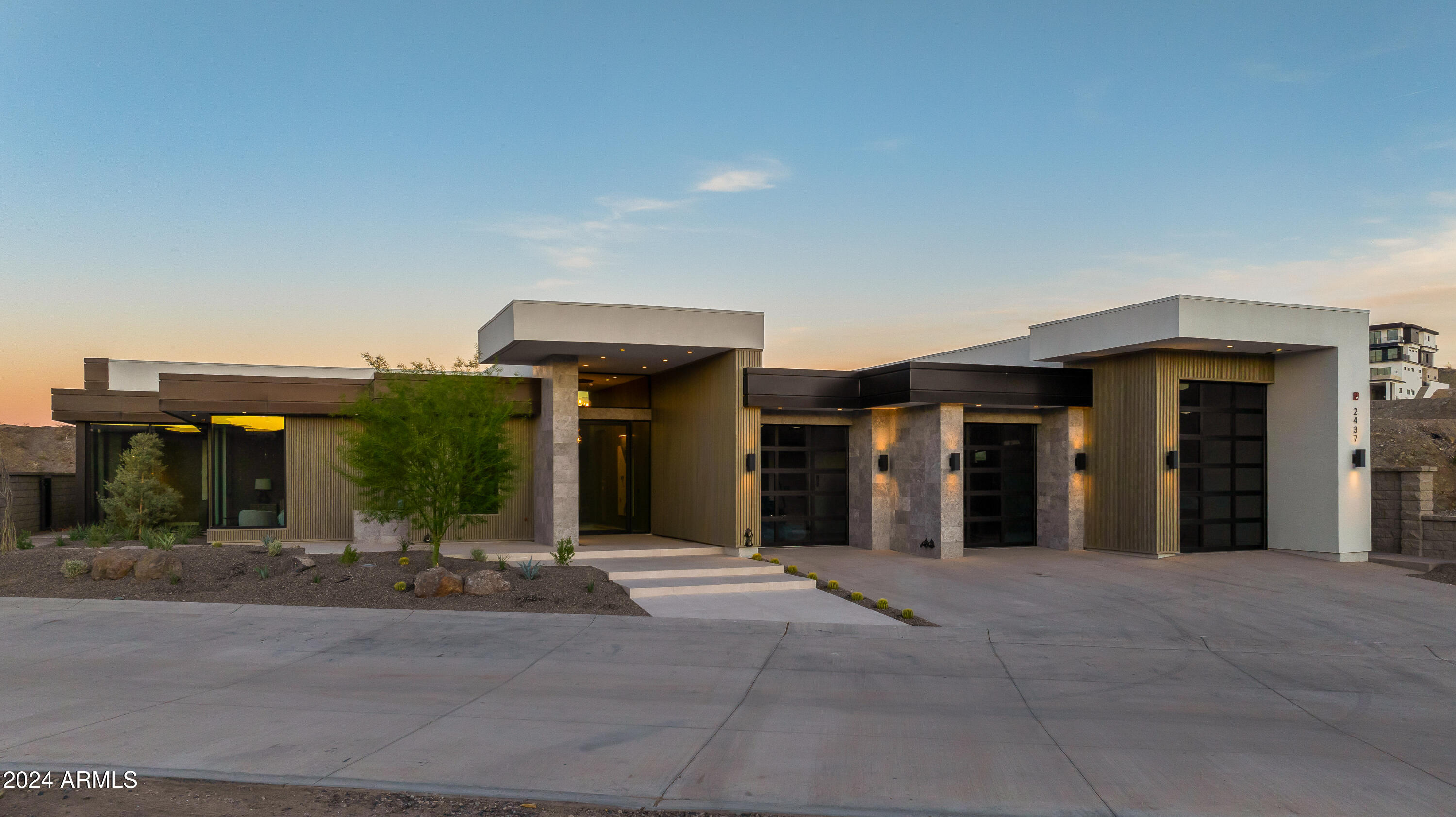 2437 Wren Cv Way, Lake Havasu City, AZ 86406 — Photo 1 of 52