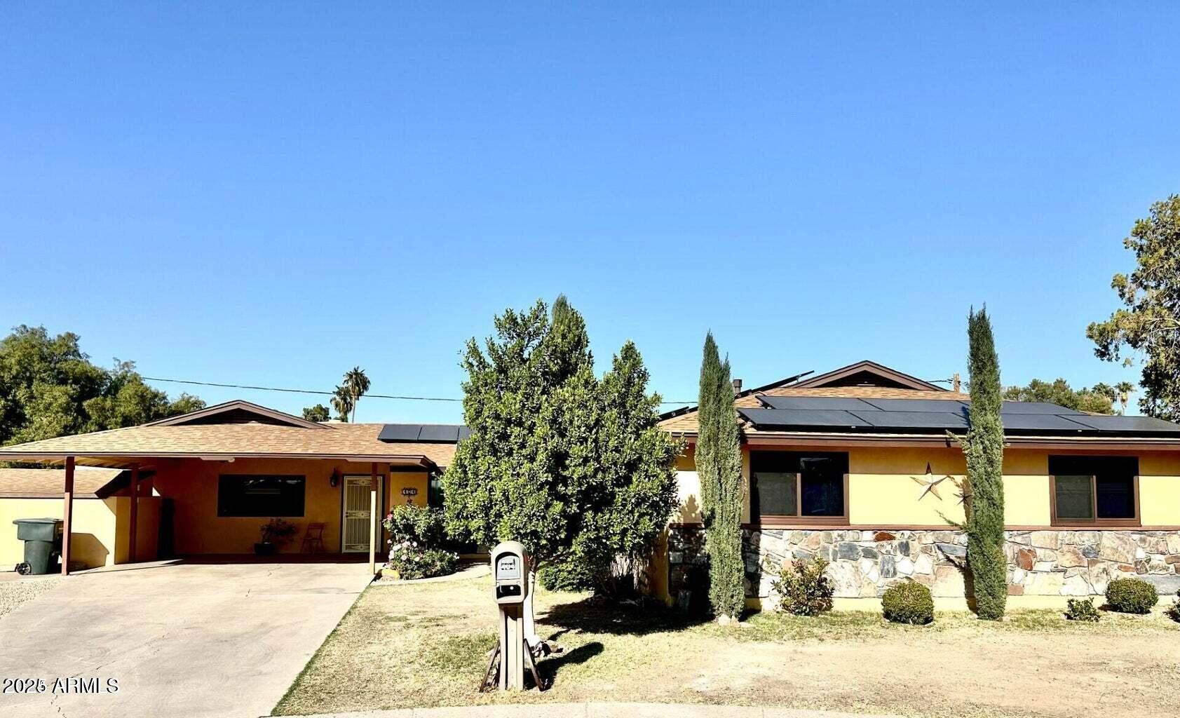 404 E Paseo De Isabella, Casa Grande, AZ 85122 — Photo 1 of 35