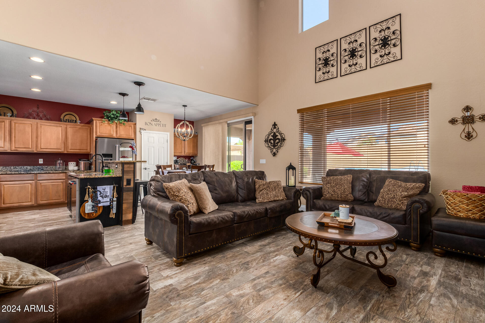6084 W YORKTOWN Way, Florence, AZ 85132 — Photo 1 of 28