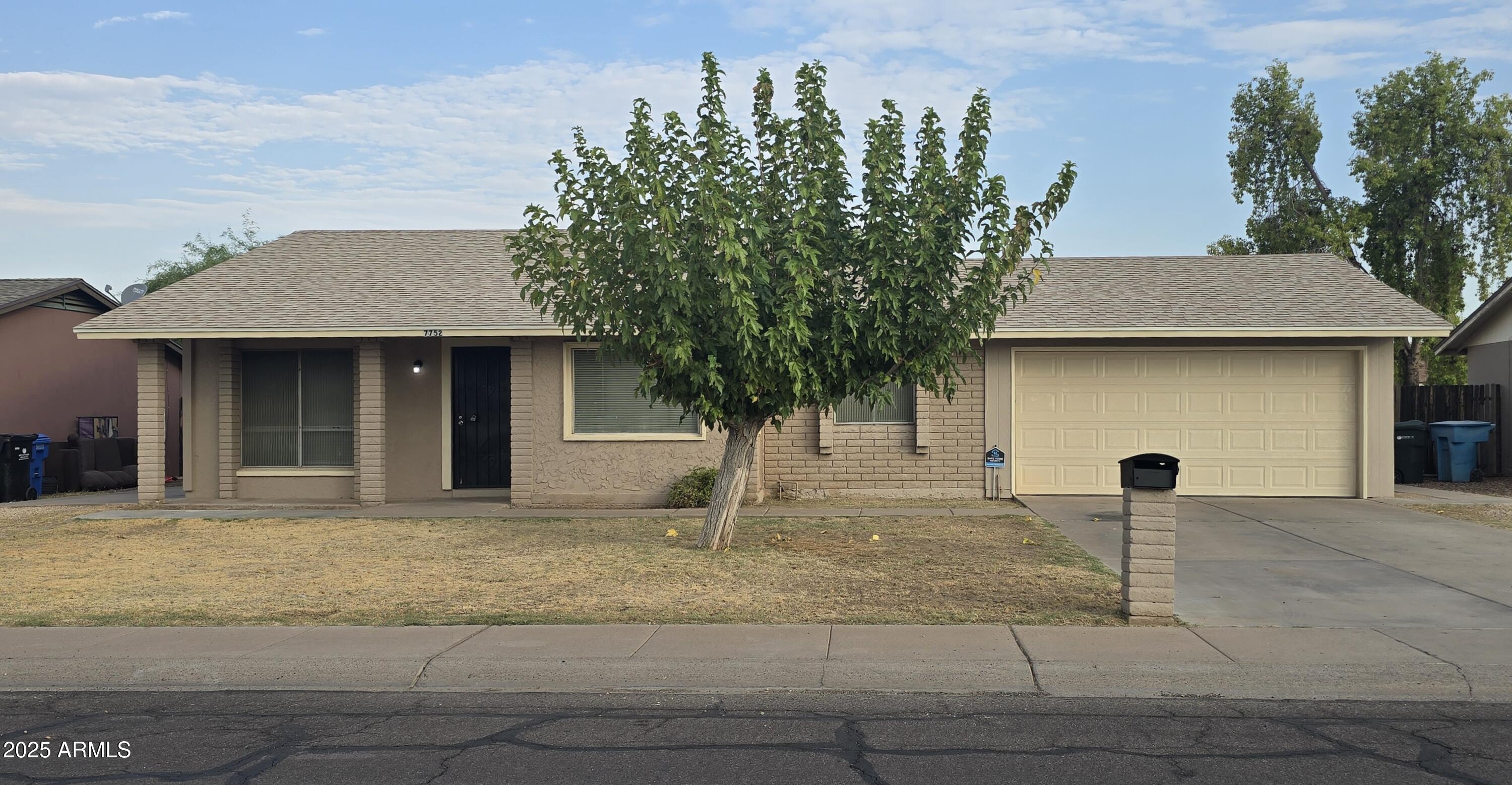 7752 W FLOWER Street, Phoenix, AZ 85033 — Photo 1 of 30