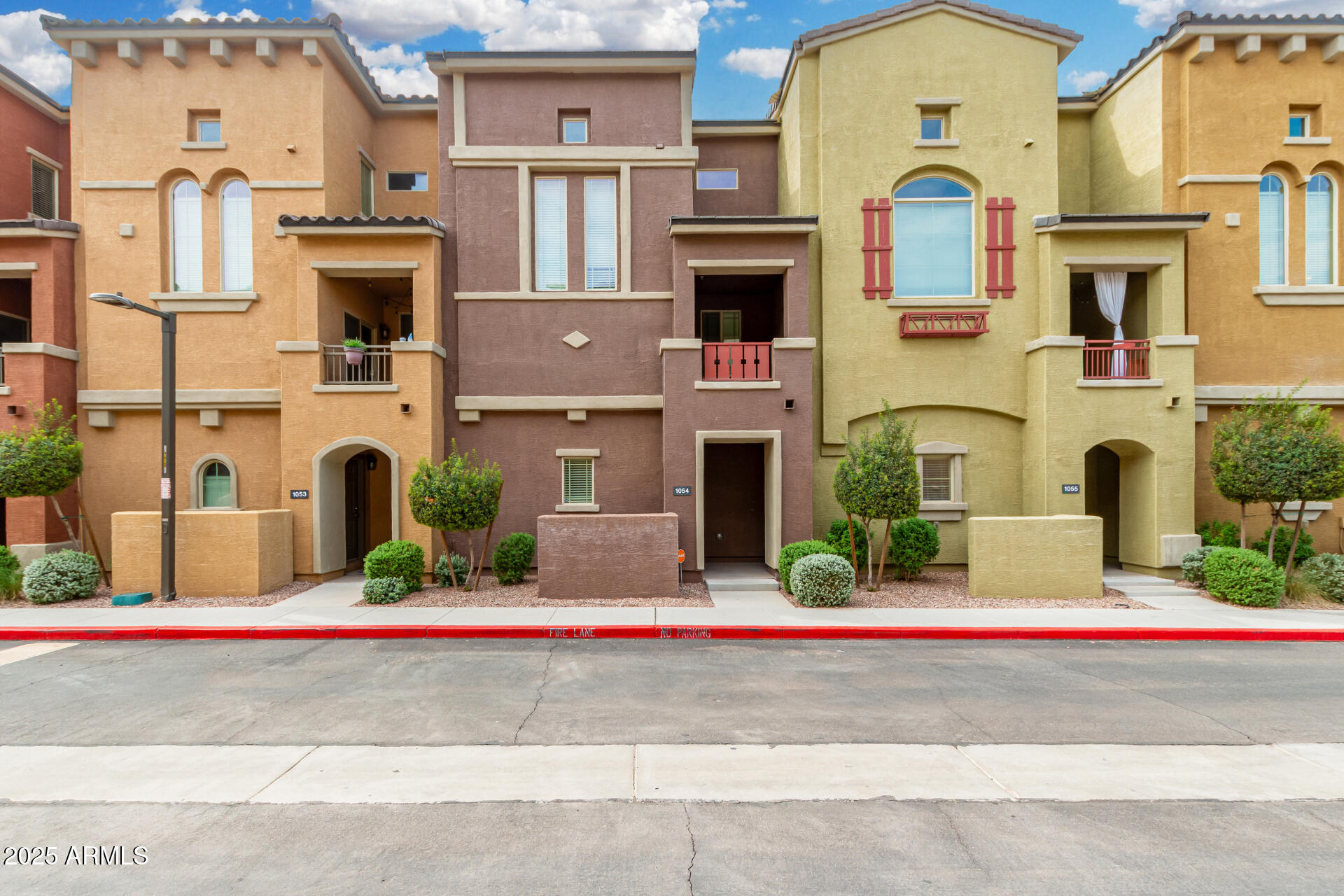 240 W JUNIPER Avenue 1054, Gilbert, AZ 85233 — Photo 1 of 35