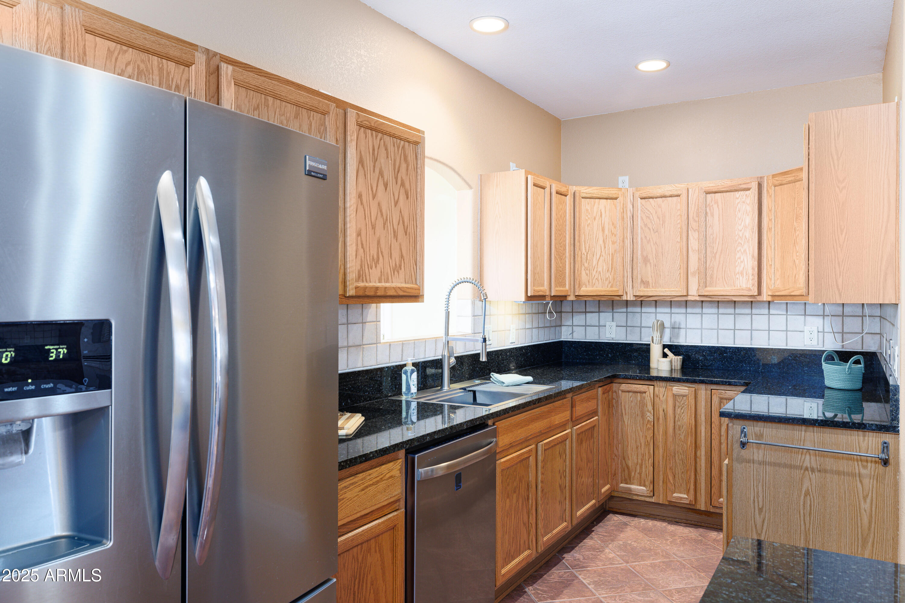 Thumbnail 13