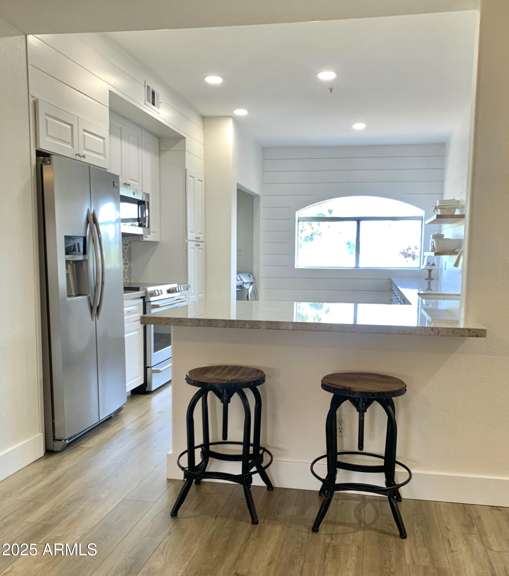 8653 E ROYAL PALM Road 2010, Scottsdale, AZ 85258 — Photo 1 of 19
