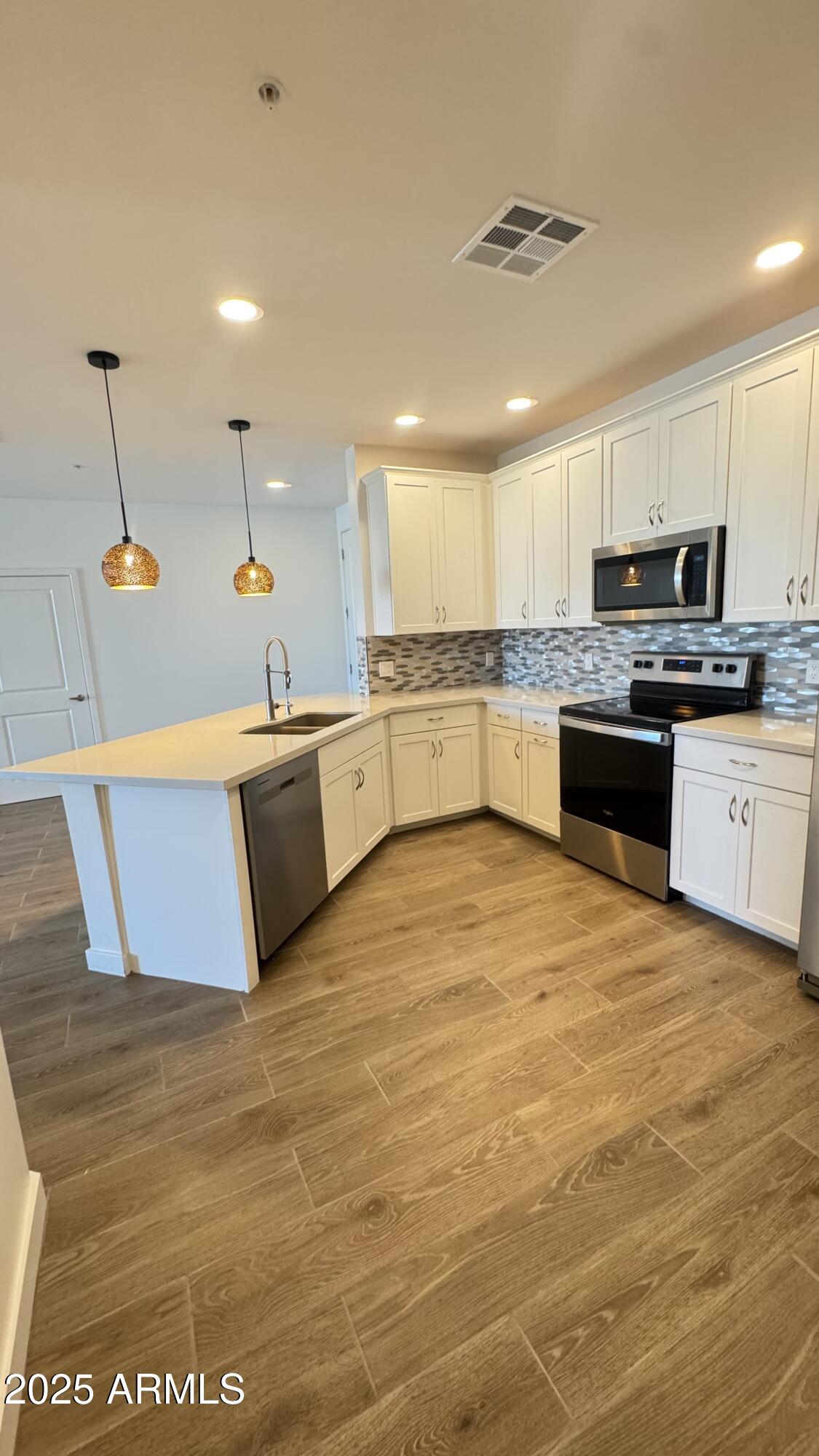 2511 W QUEEN CREEK Road 377, Chandler, AZ 85248 — Photo 1 of 50