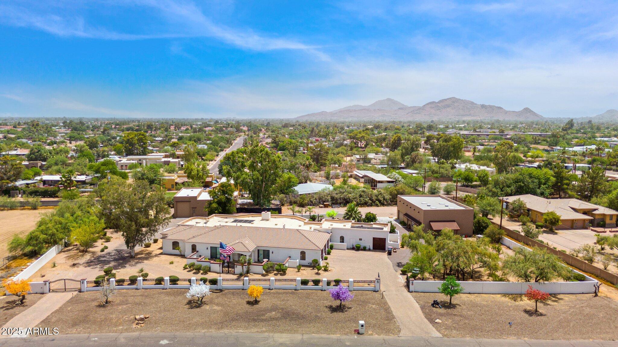6831 E PARADISE Drive, Scottsdale, AZ 85254 — Photo 1 of 73