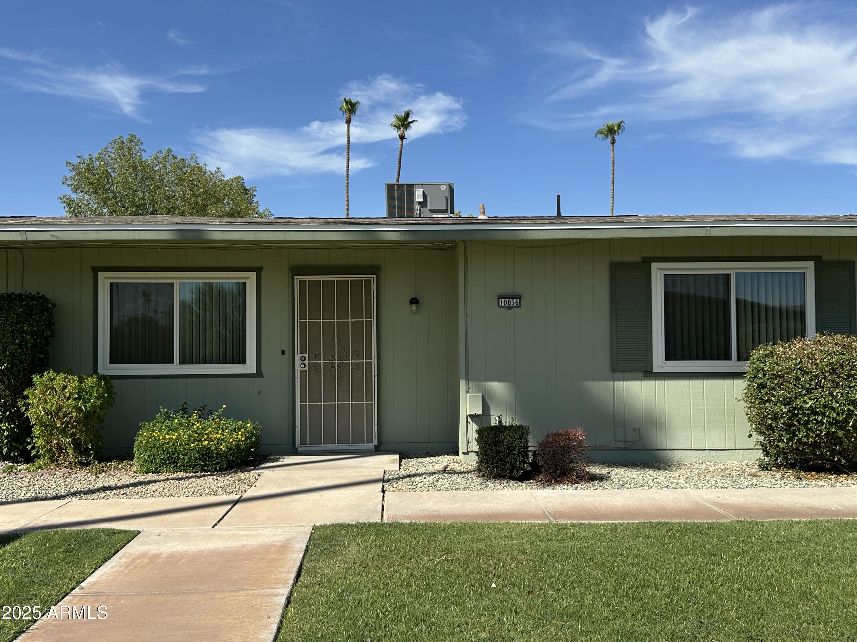 10856 W Santa Fe Drive, Sun City, AZ 85351 — Photo 1 of 24