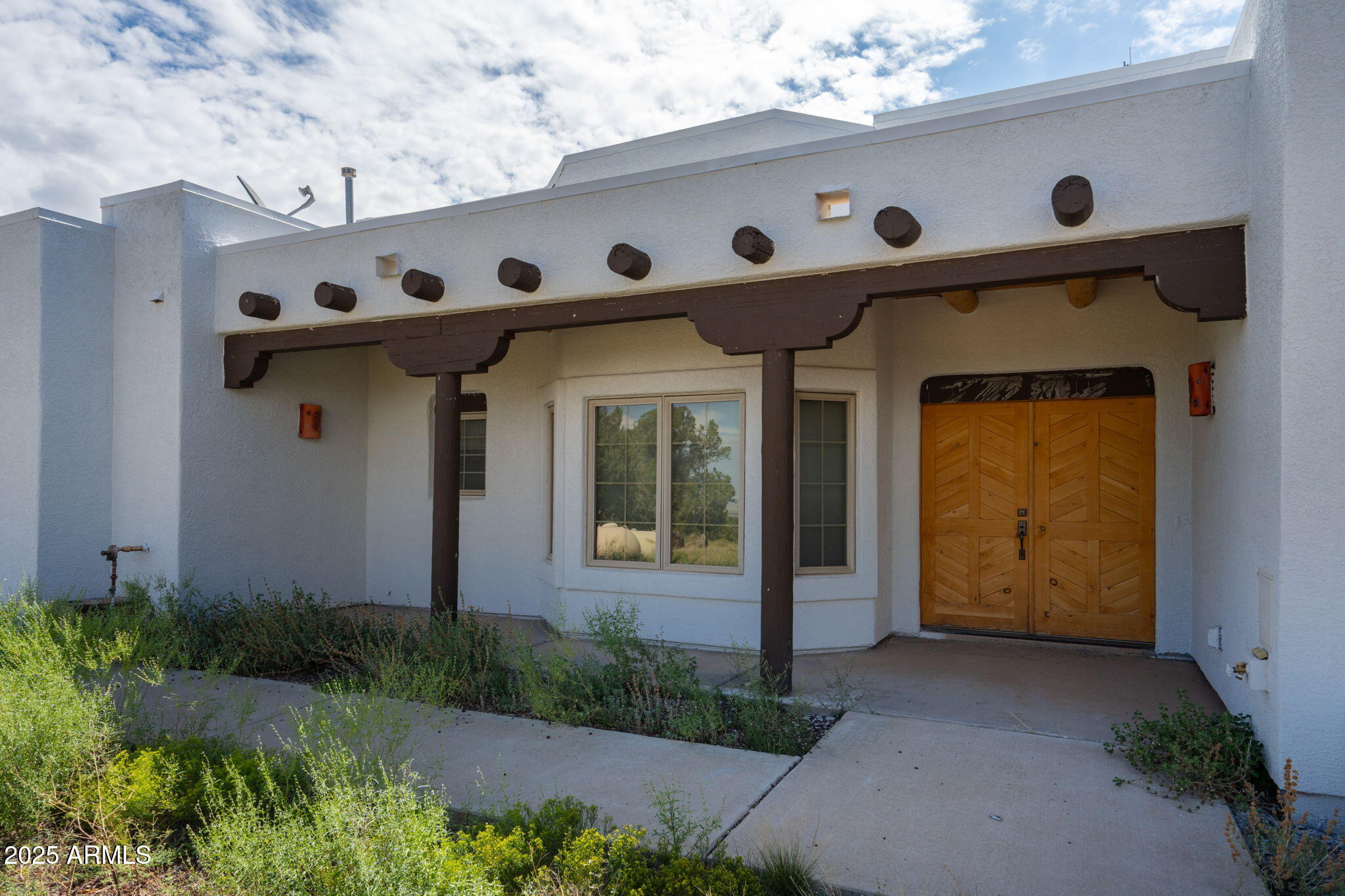 35575 W PALE MOON Road, Seligman, AZ 86337 — Photo 1 of 45