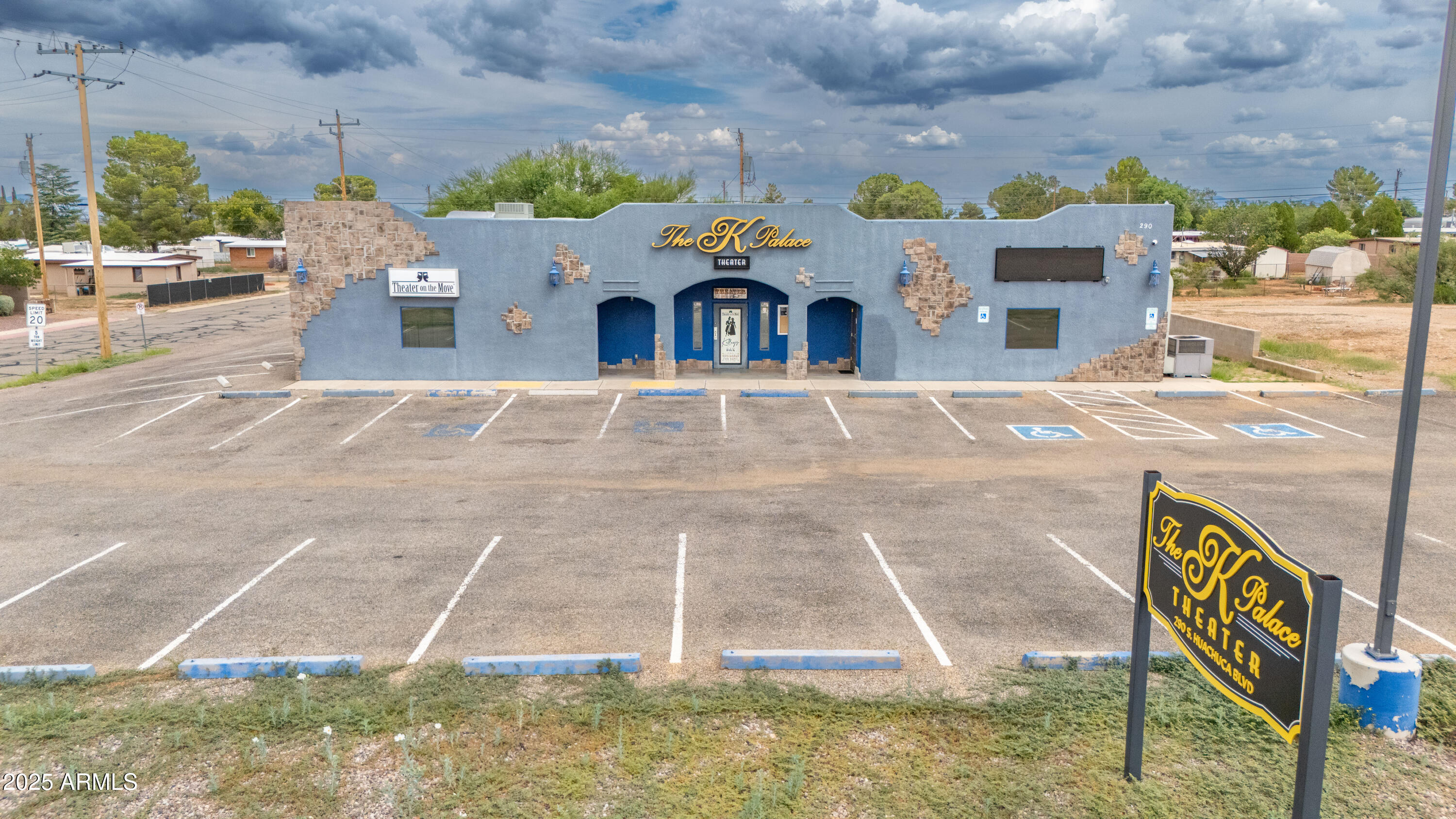 290 N HUACHUCA Boulevard, Huachuca City, AZ 85616 — Photo 1 of 29