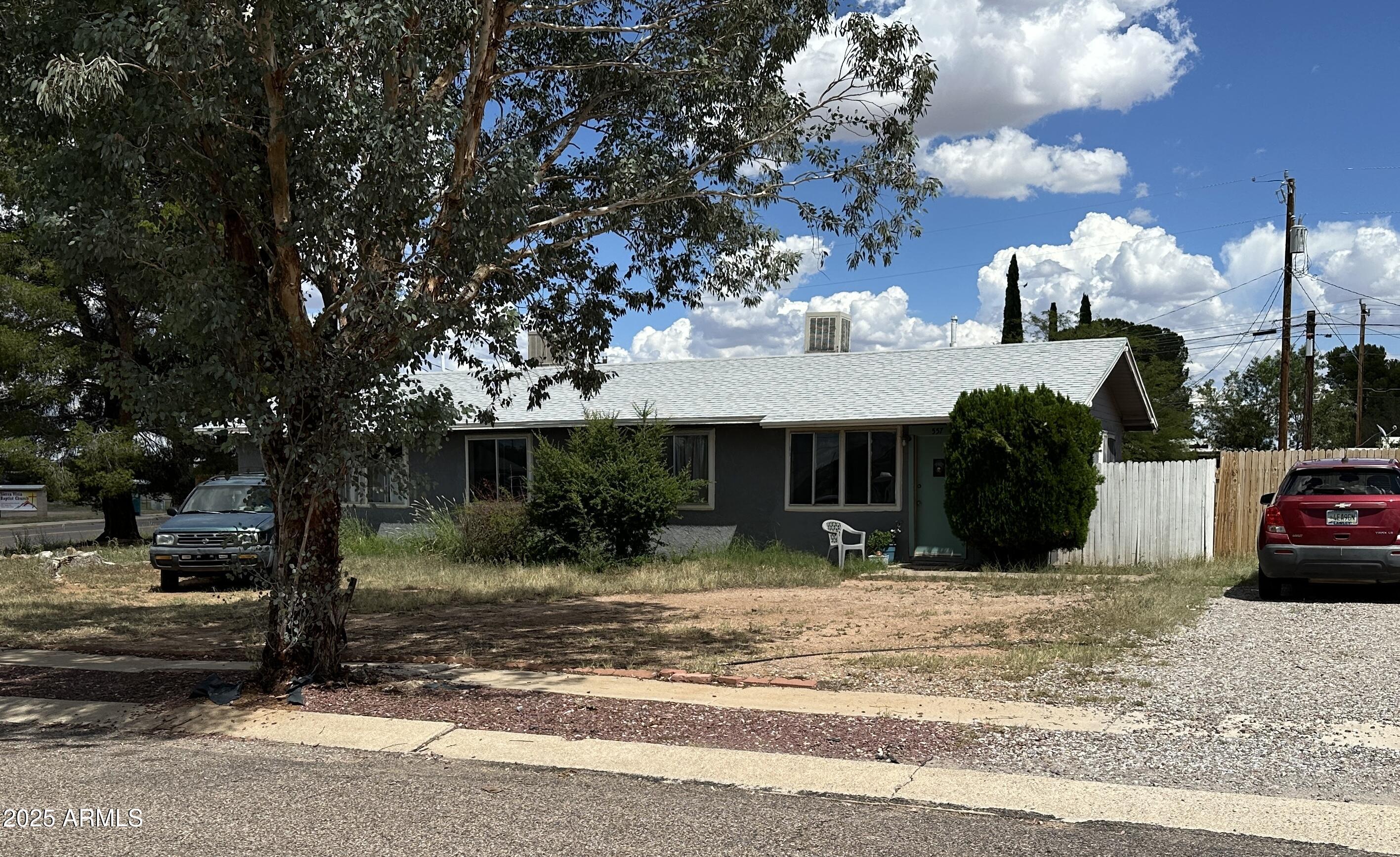 565 GRAHAM Drive, Sierra Vista, AZ 85635 — Photo 1 of 14