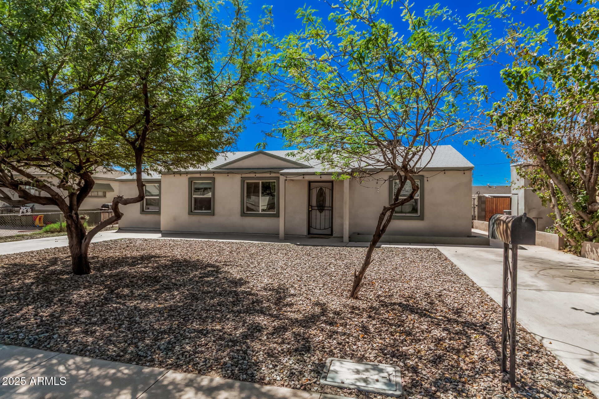 1837 W SONORA Street, Phoenix, AZ 85007 — Photo 1 of 25