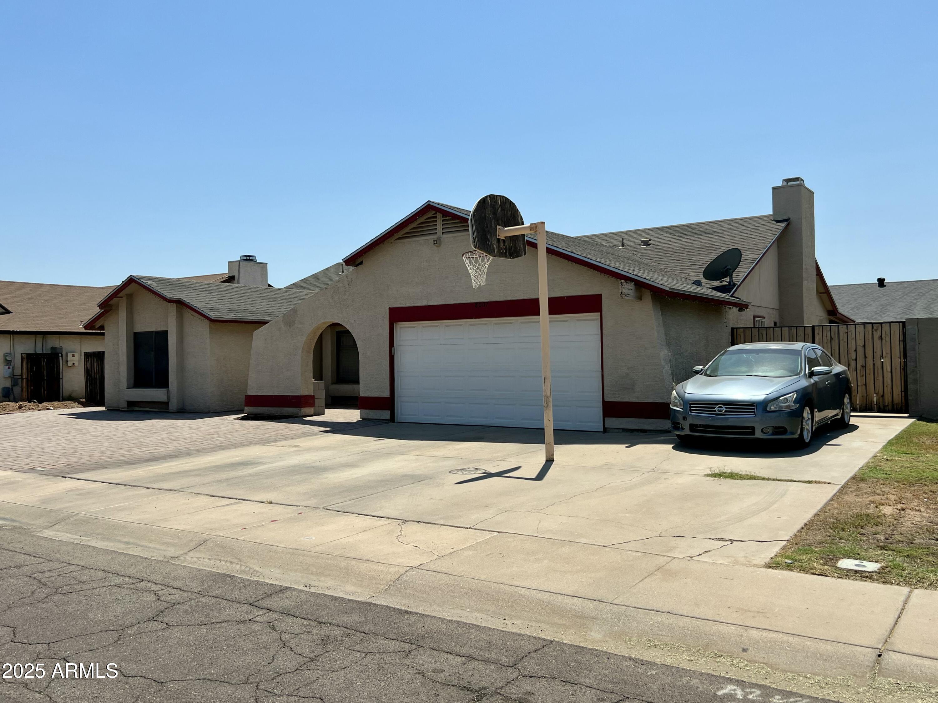 8007 W TUCKEY Lane, Glendale, AZ 85303 — Photo 1 of 16
