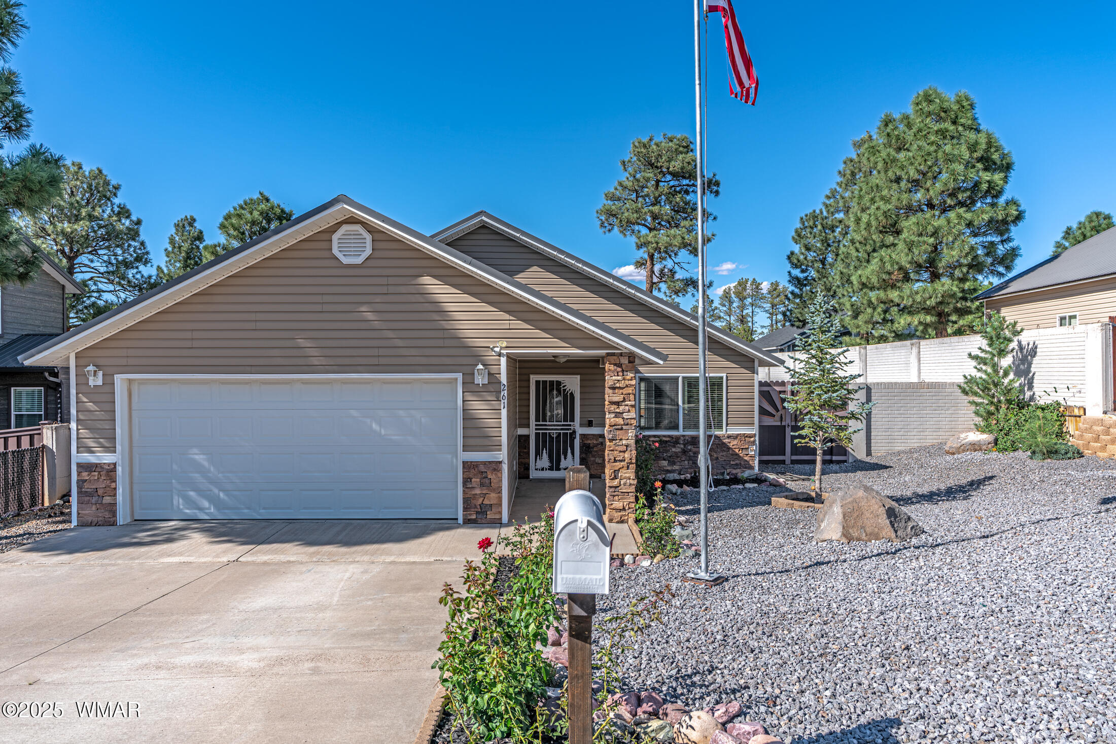 261 N Canyon Loop, Show Low, AZ 85901